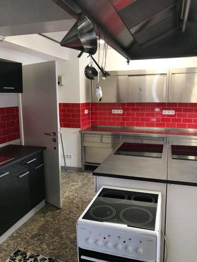 Haus Astenblick In Winterberg Fuer Bis Zu 35 Personen Fuer Wanderveranstaltungen Und Familienfeiern Bagian luar foto