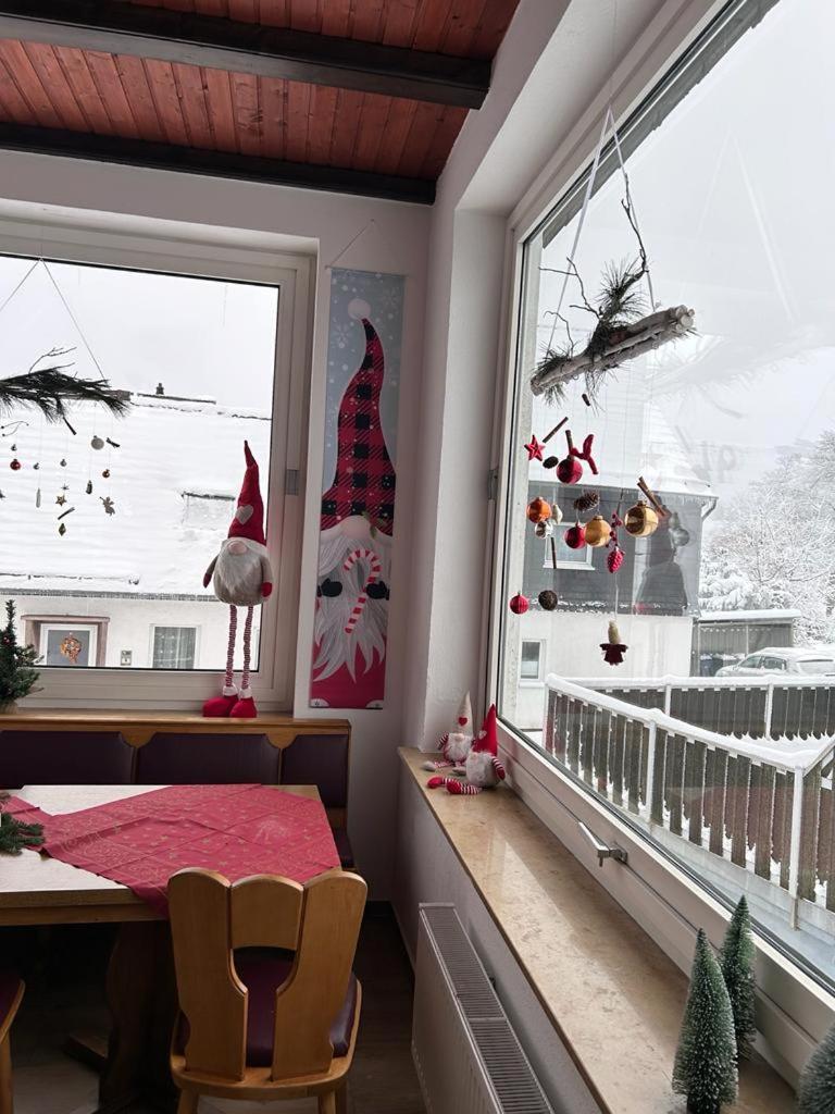 Haus Astenblick In Winterberg Fuer Bis Zu 35 Personen Fuer Wanderveranstaltungen Und Familienfeiern Bagian luar foto